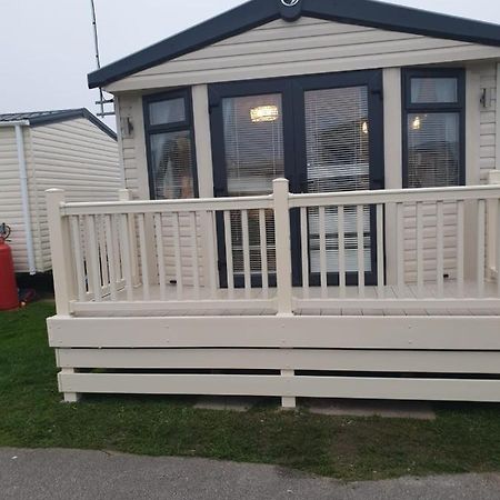 Swift Burgundy Daire Prestatyn Dış mekan fotoğraf
