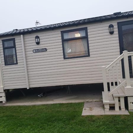Swift Burgundy Daire Prestatyn Dış mekan fotoğraf