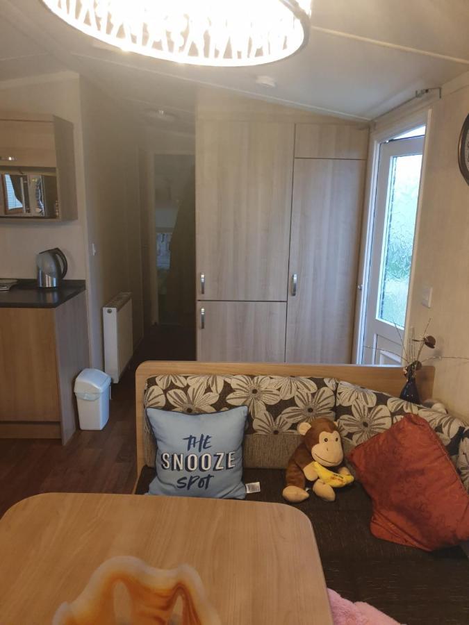 Swift Burgundy Daire Prestatyn Dış mekan fotoğraf
