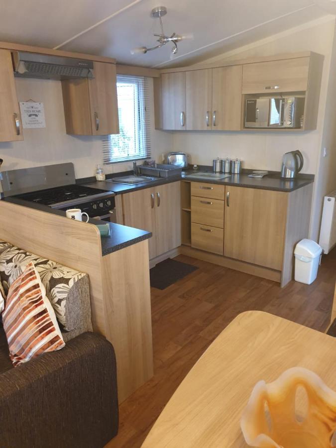 Swift Burgundy Daire Prestatyn Dış mekan fotoğraf