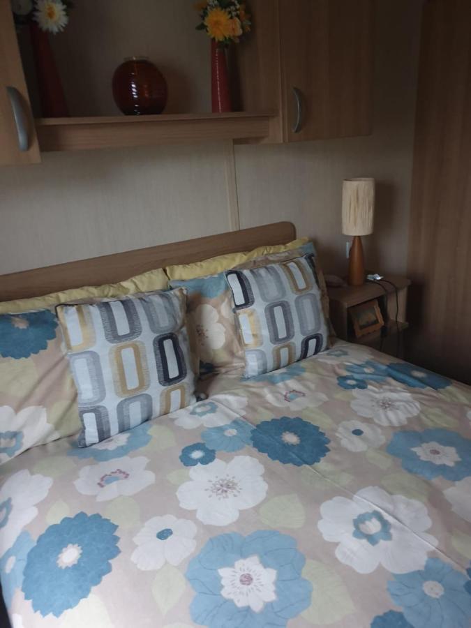 Swift Burgundy Daire Prestatyn Dış mekan fotoğraf